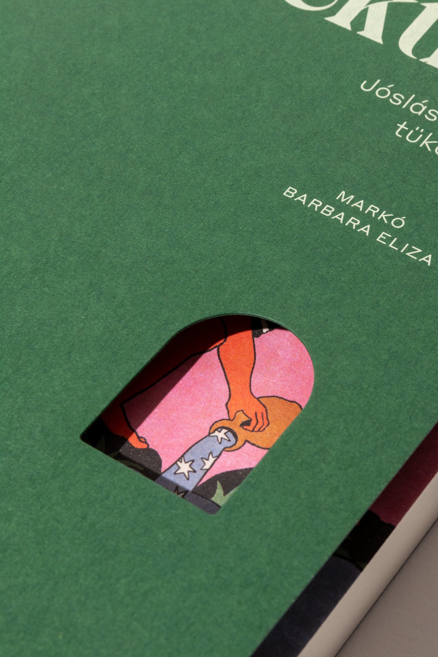 Tarot Kollektíva - Jóslás helyett tükör, kortárs kalauz a tarot képeihez